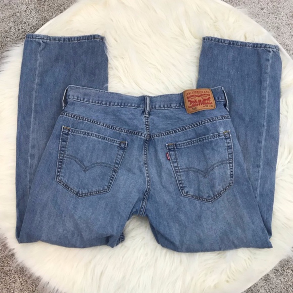 🔥Closing Sale🔥 Mens Levi 569 light wash jeans